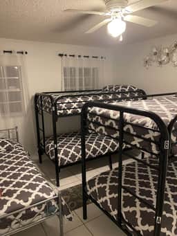 Boca Travelers Favorite Hostel Bed To Relax 4C - Image 2
