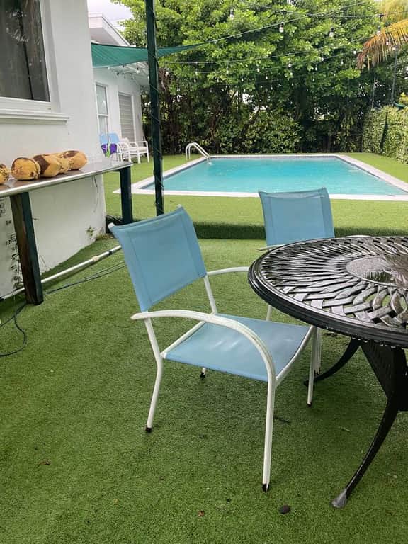 Miami Tropical Hostel Bed For You To Enjoy 4D - Holiday Home - Image 3