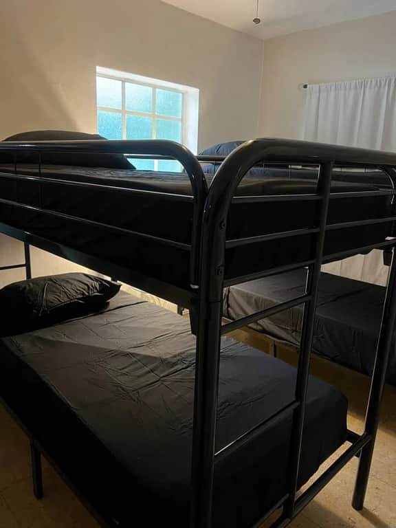 Miami Modern Hostel Bed For Your Destination 4C - Holiday Home - Image 5